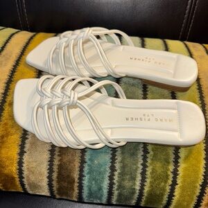 Marc Fisher LTD. Women’s Leather Slides Sandals White Size 10M  new without box